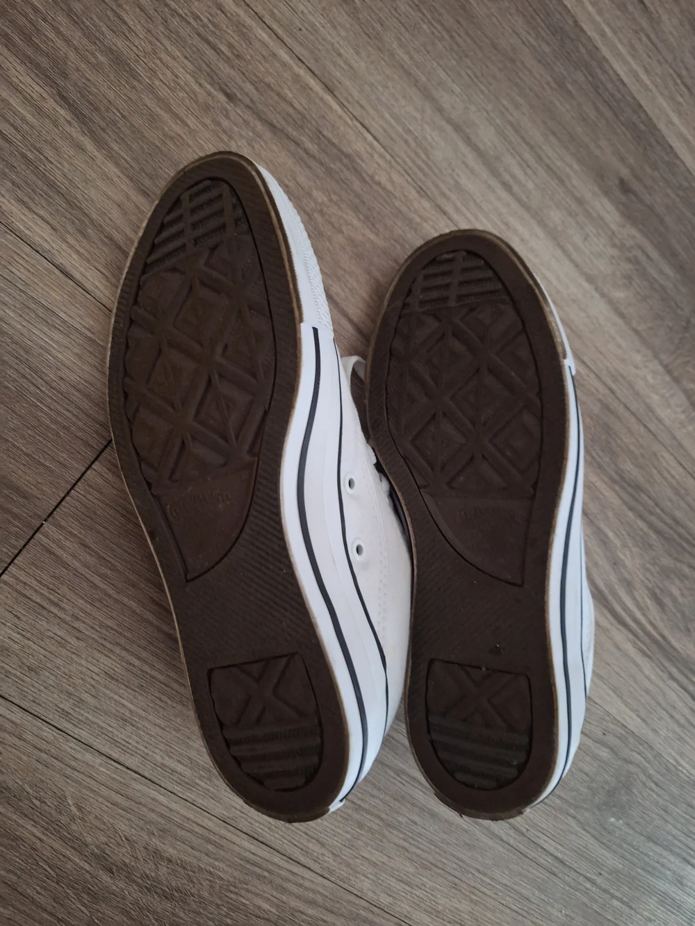 Converse White And Black Low Top Sneakers